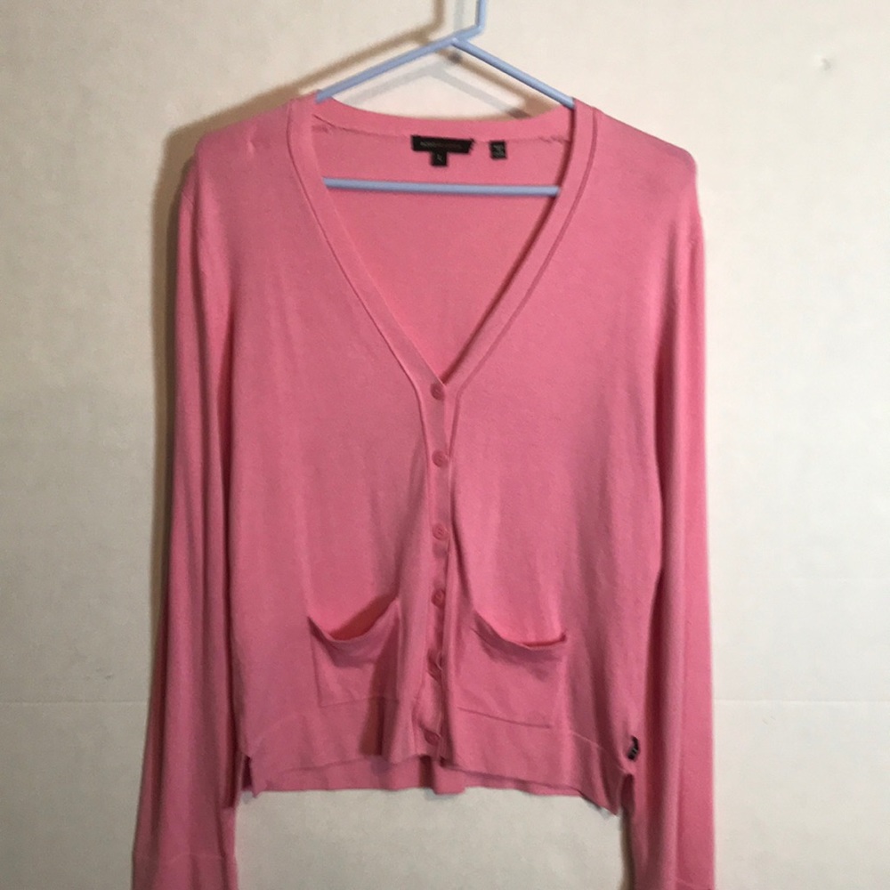 Lightweight sweater